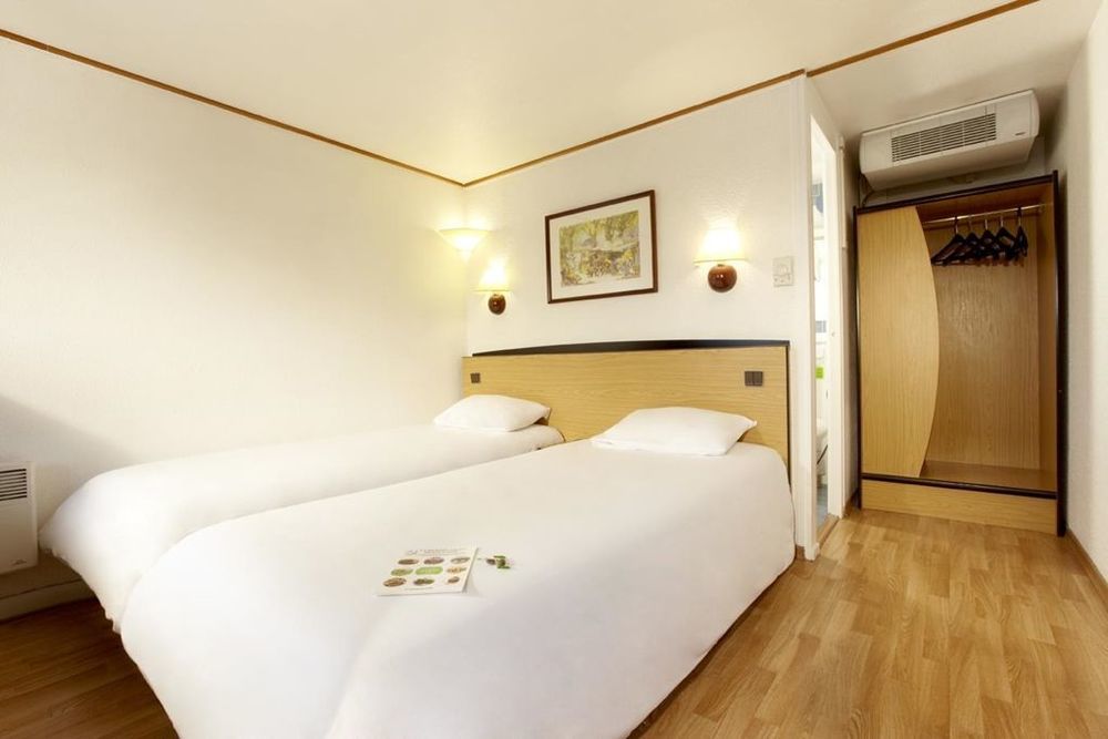 Campanile Nantes Saint-Sebastien-Sur-Loire Hotell Rum bild