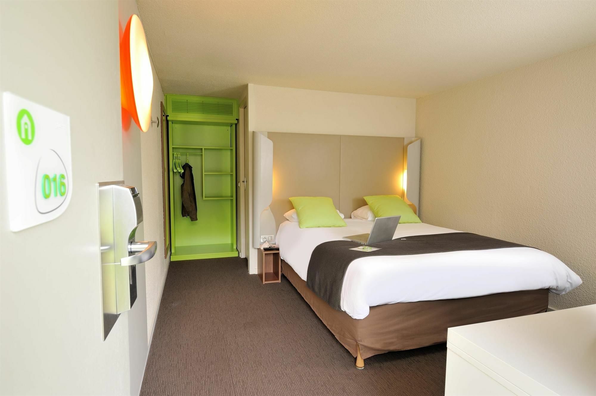 Campanile Nantes Saint-Sebastien-Sur-Loire Hotell Exteriör bild